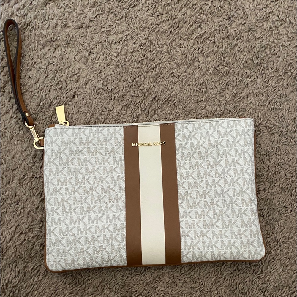 Large Michael Kors Clutch